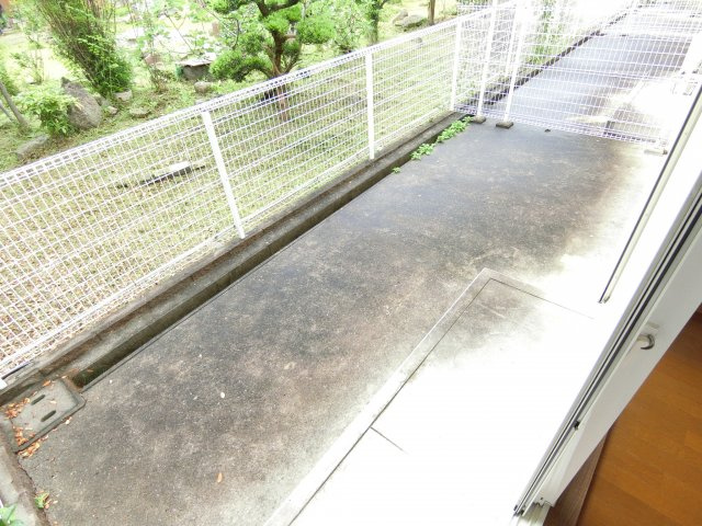 ハピネスワンのバルコニー