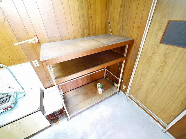 中山町西3丁目テナントの収納