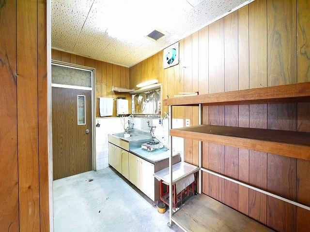 中山町西3丁目テナントのキッチン