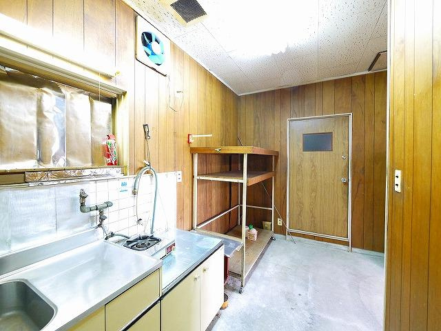 中山町西3丁目テナントのキッチン