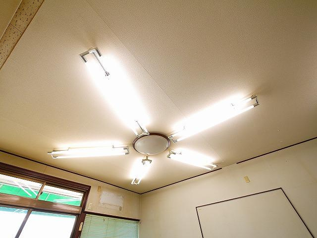 中山町西3丁目テナントの設備