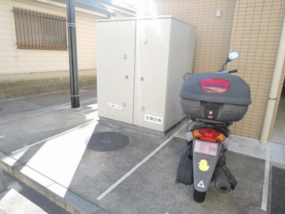【その他共用部分】 | グランシャリオ横濱鶴見 | バイク置場