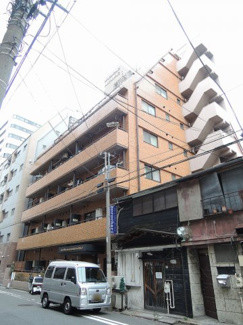 【外観】 | 市営地下鉄ブルーライン「伊勢佐木長者町」駅より徒歩2分！