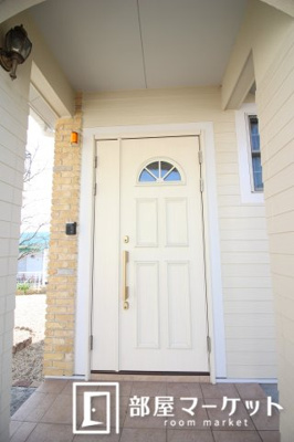 【玄関】 | 豊田三軒町ヴィレッジ | 同型タイプ