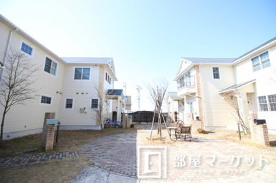 【エントランス】 | 豊田三軒町ヴィレッジ