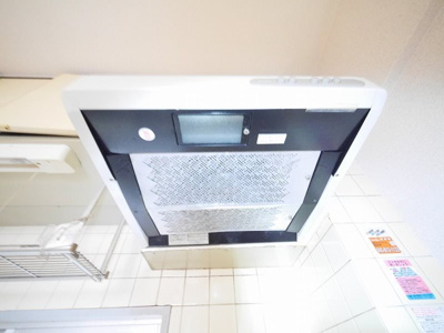 【キッチン】 | フラット鈴木（フラットスズキ） | コンパクトなキッチンで掃除もラクラク