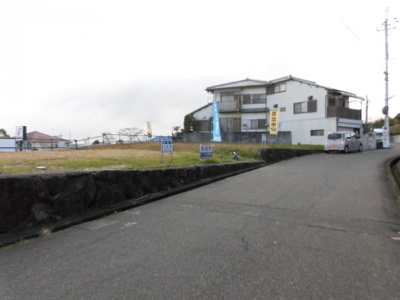 【外観】 | 大津市朝日1丁目9-3 売土地 | 土地概観別角度、隣地も販売中です。