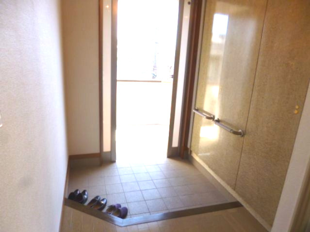 ヴィラ・ベリテＳＰの玄関