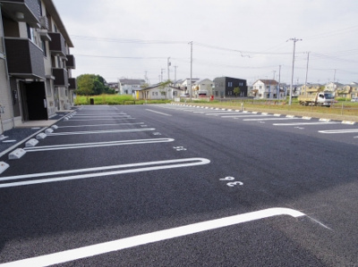 【駐車場】 | メゾンドファミーユ