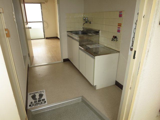 レパードマンションの玄関