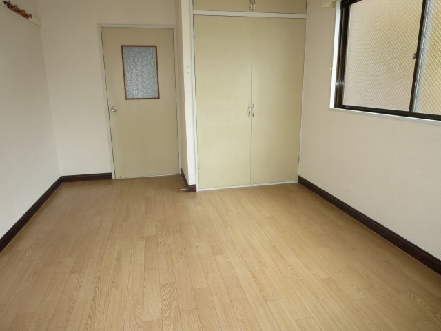 レパードマンションの内装