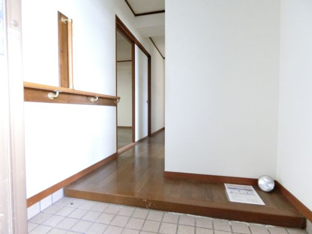 ハイムニシキの玄関