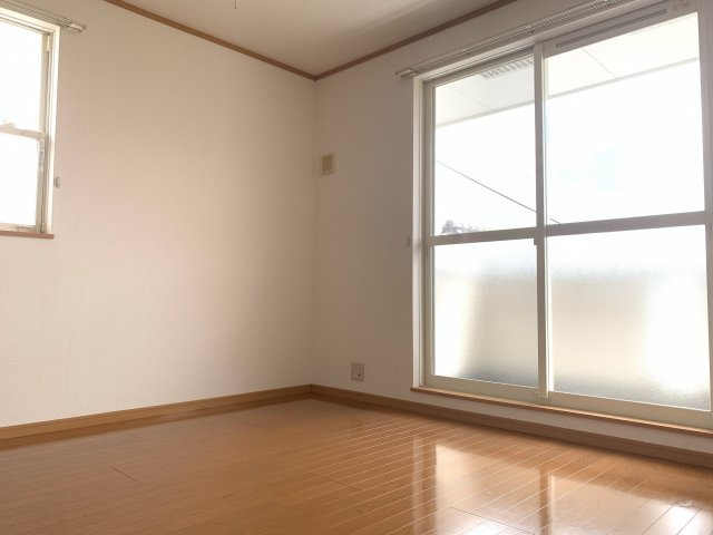 PlumeriaB棟の洋室