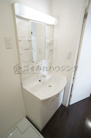 Q176  キュー176の洗面所