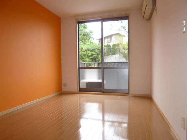 サンハイツＤの洋室