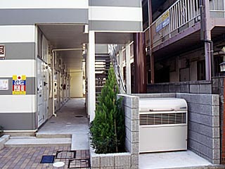 【エントランス】 | グリーンヒルズ