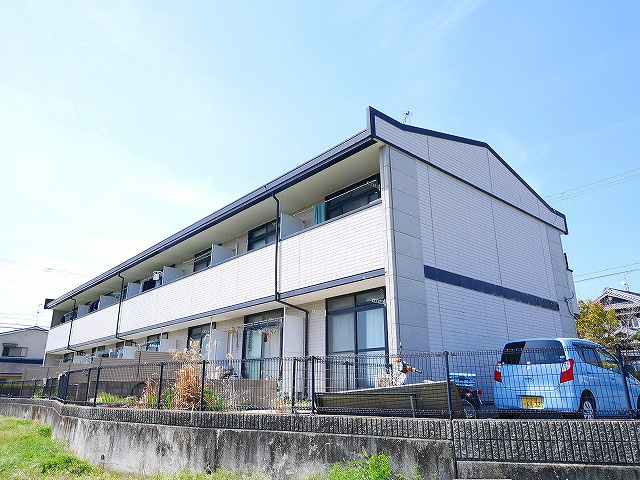 ディアーレコトブキB棟の外観|キレイな外観です。