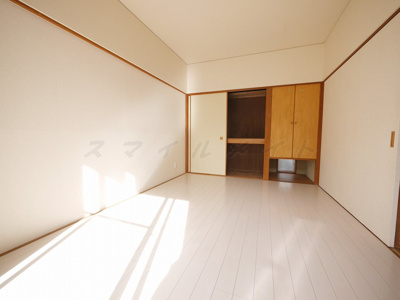 【寝室】 | シルバーウェーブコートⅡ