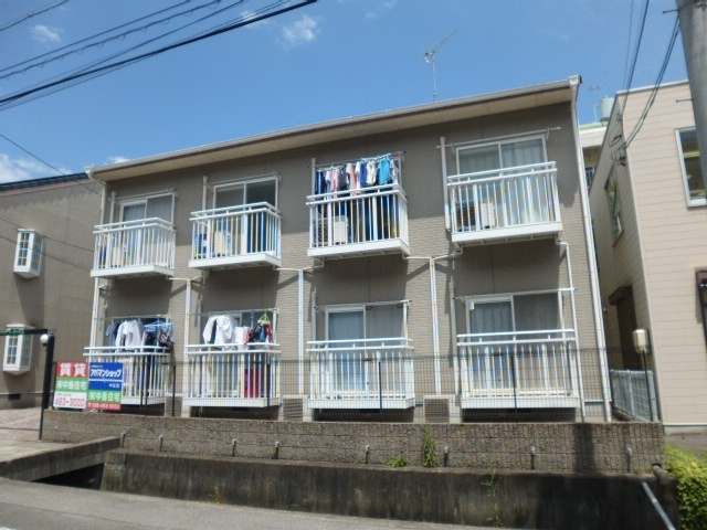 倉敷市松島のアパートの外観
