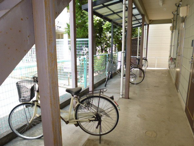 倉敷市松島のアパートのその他共用部分|自転車置き場