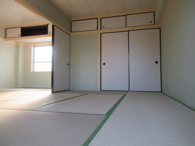 日下マンションの和室