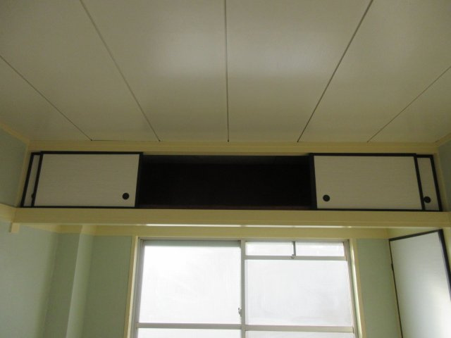 日下マンションの収納