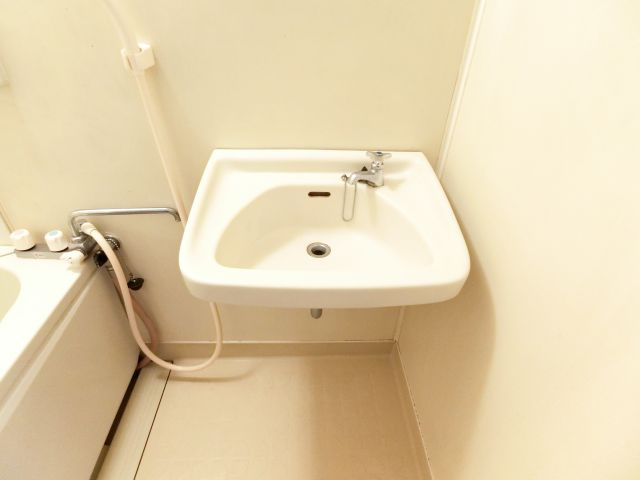 森井マンションの洗面所