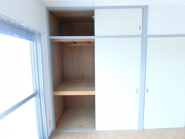 楠古谷マンションの収納