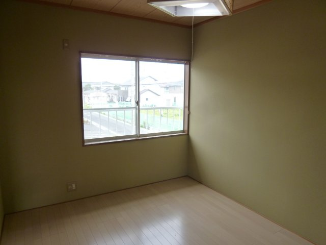 フレッシュハイツの洋室