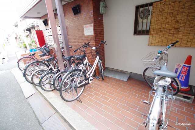 花ハイツ　仲介手数料無料の駐車場