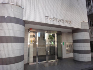 【エントランス】