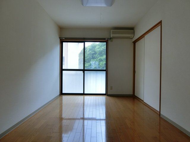 マチルドの洋室