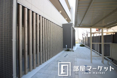 【エントランス】 | エクセレンス東山