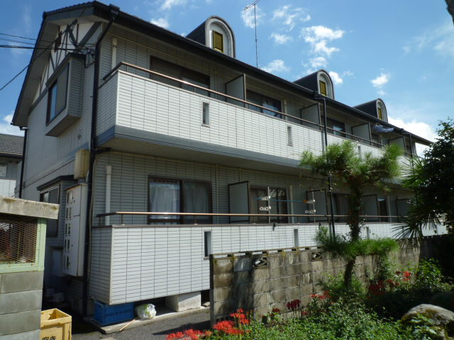 総社市金井戸のアパートの外観