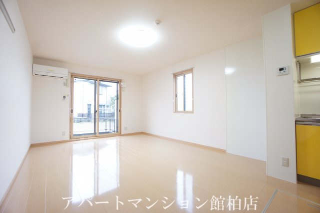 キャンパス・プランドールの居間・リビング