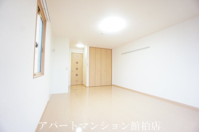 キャンパス・プランドールの居間・リビング