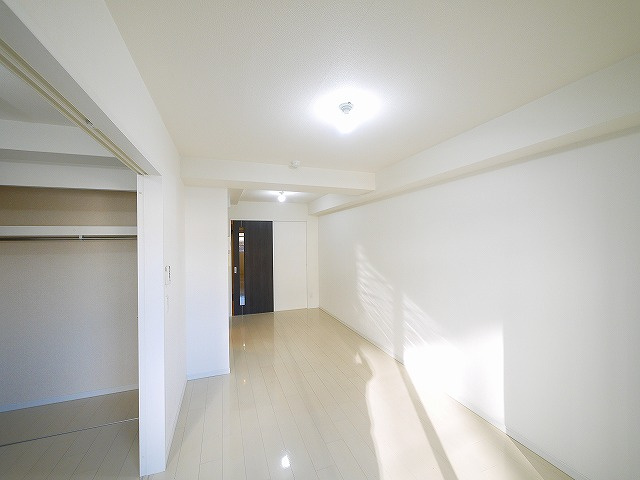 アンジュ高天の居間・リビング|使いやすい居間です