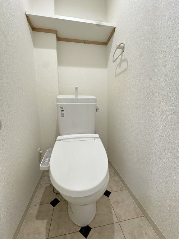 ブリリアントコート農人橋　BRAVI不動産のトイレ|【ブリリアントコート農人橋】トイレです