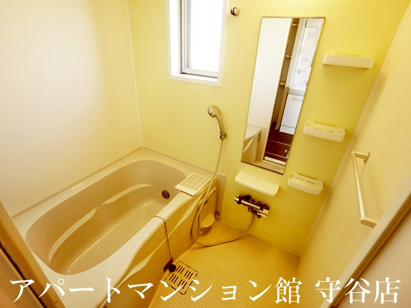ジュナス　リーブの浴室