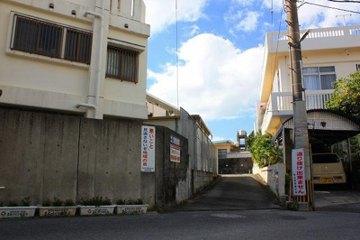 【前面道路含む現地写真】 | 那覇市首里石嶺町　売土地