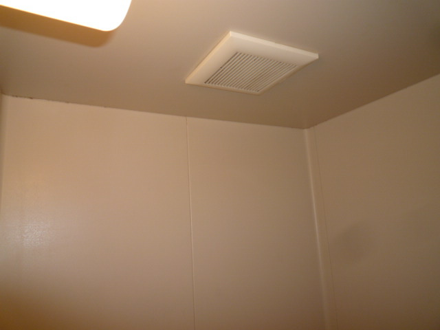 フレグランス大島Ａの浴室|換気扇