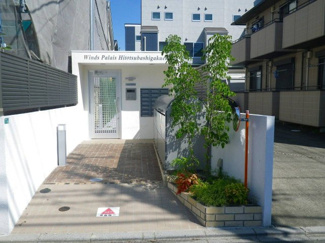 【エントランス】