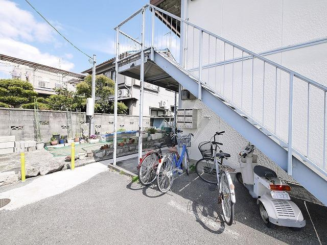 ハイツ広島のその他共用部分|自転車置き場