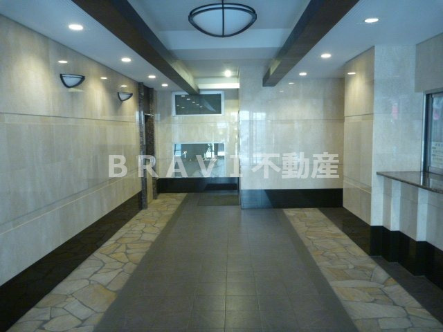プレサンス心斎橋ザ・スタイル　BRAVI不動産のエントランス|【プレサンス心斎橋ザ・スタイル】建物の内部です