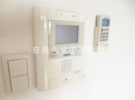 アーデン京町堀ウエスト　BRAVI不動産のセキュリティ|【アーデン京町堀ウエスト】モニター付きインターホン