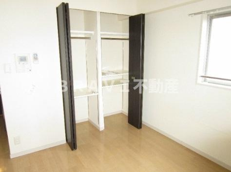 アーデン京町堀ウエスト　BRAVI不動産の収納|【アーデン京町堀ウエスト】専用の収納スペースです