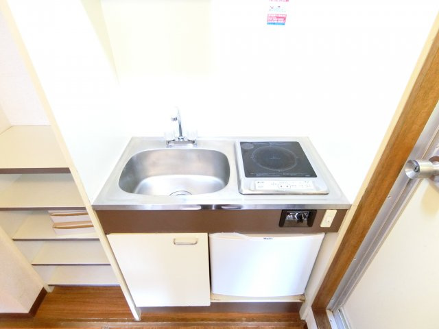 アプティ2番館のキッチン