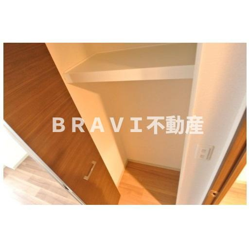 エス・キュート京町堀　BRAVI不動産の収納