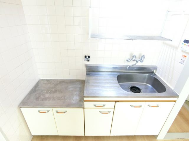 グリーンヒル三日市のキッチン