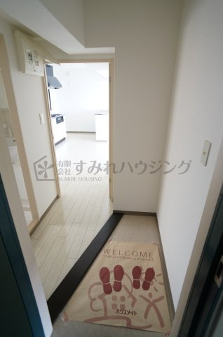 ビューテラス売布Ⅱ（View Terrace 売布Ⅱ）の玄関|参考、同建物・同間取りの号室（床の色味などが異なる可能性がございます）